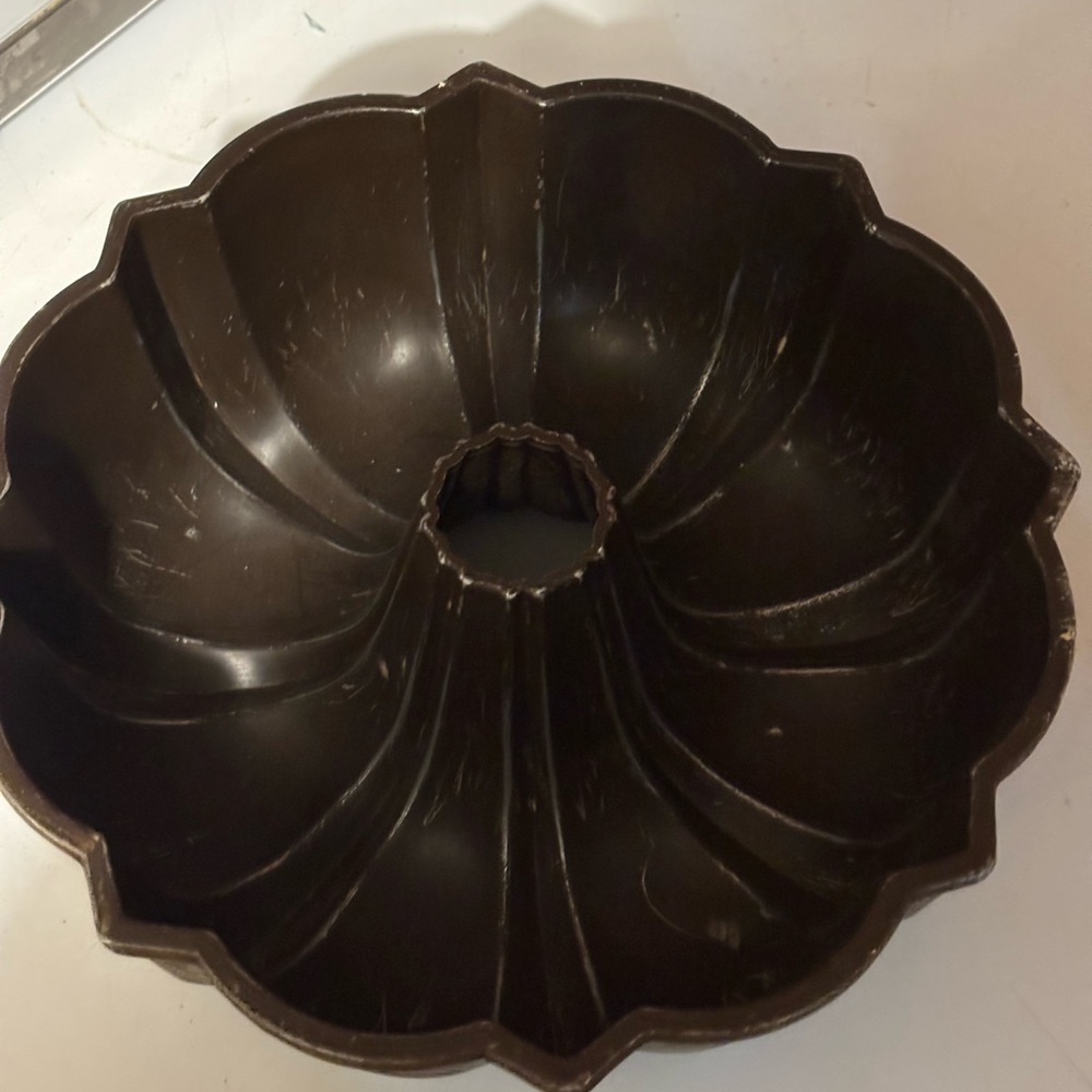 vintage Northland Aluminum Products cast aluminum Bundt pan - Picture 5 of 5